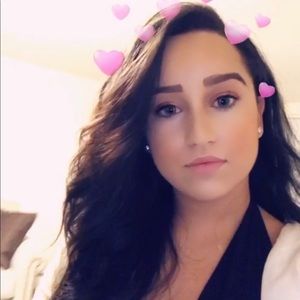 Meet your Posher, Alli